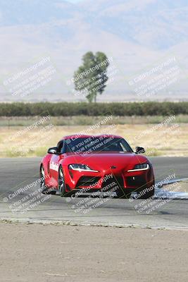 media/Sep-15-2024-Speed Ventures (Sun) [[7a54f7ed2f]]/Purple Group/Session 1 (Outside Grapevine)/